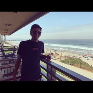 Meet your Posher, Omar